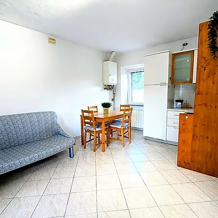 Fontana House Hotel 3*